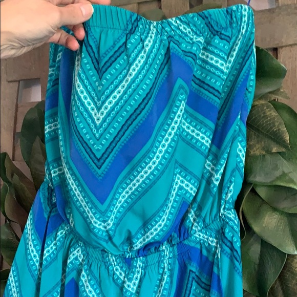 Express dress - Picture 3 of 4